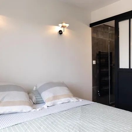 Les Deux Apartment *